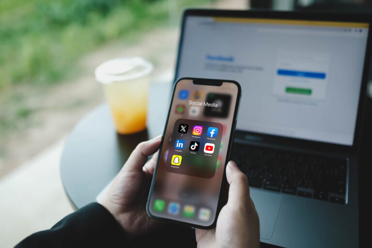 Influencer & Steuern: Worauf du achten solltest, wenn du mit Social Media Geld verdienst